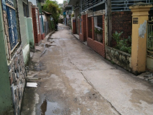 Cần tiền bán gấp nhà  hẻm cấp 4 Quảng Ngãi