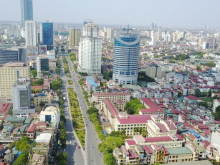 Gia đình cần bán gấp lô đất DT 69m2 mặt tiền 4m phố Nguyễn Chí Thanh