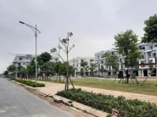 Chính chủ cần bán căn góc vườn hoa Him Lam, 108m2, giá liên hệ trực tiếp. 096850