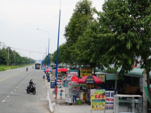 Nhà mặt tiền tặng 4 phòng trọ, KCN Vsip 4, 1tỷ 280