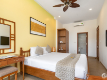 Bán villa nhà phố ven sông phố cổ Hội An giá chỉ bằng căn nhà phố