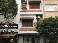 Cho thuê dài hạn nhà mặt tiền Q6