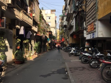 Bán căn hộ tập thể tại ngõ 1 Khâm Thiên, đống đa, nhà chính chủ giá rẻ