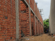 Bán nhà lầu giá 600 triệu, cách QL 1A 100M