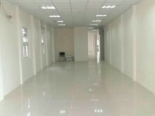 Cho thuê mặt bằng nguyên căn đường bình trị đông giá 14tr