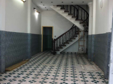 Nhà nguyên căn vị trí kinh doanh HXH CMT8, P5, Tân Bình.