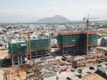 còn duy nhất căn gốc thương mại 3 phòng ngủ hướng tây nam sổ lâu dài