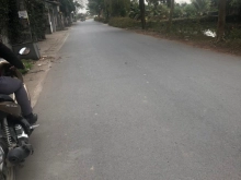 Bán Lô Vị Trí Đẹp tại Đình Dù, Cách Ql5a 300m, Đường ô tô vào tận nhà: lh 083545