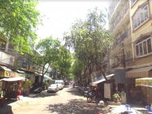 Cho thuê nhà nguyên căn mặt tiền 4m2, đường Phan văn Trị, P7, Q5.