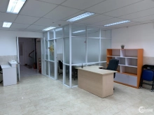Cho thuê văn phòng 80m2 đường Hoàng Hoa Thám, có hầm để xe rộng