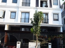 Bán nhà phố 3 tầng mới xây tại Hạ Long giá 2.5 tỷ