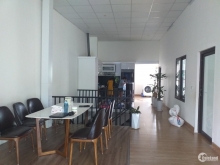 Nhà 2 tầng tại tp vĩnh yên, mặt tiền 9,8m  , 181m2 đường nhựa ô tô tránh nhau Ch