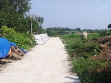 Chính chủ cần chuyển nhượng lại lô đất đẹp, kiệt ô tô vào ra thoải mái.