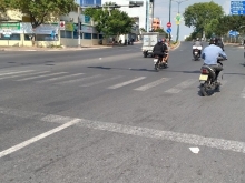 Bán lô đất MT Trần Hưng Đạo,Quận 5,thổ cư,sổ riêng,5x20m chỉ 2.3 tỉ,đường 16m