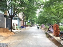 Vợ chồng tôi bán lỗ lô GÓC 86m2 ngay chợ Bà Hom, có sổ riêng chính chủ