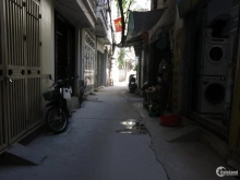 Bán đất Triều Khúc 30,4m2 gần ô tô giá phù hợp với khách hàng tài chính nhỏ