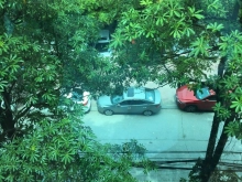 Cho thuê VP thông tầng ngõ 76 Duy Tân 90m2 x 2T, 10tr/th