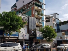 Cho thuê nhà mặt tiền Lý Thái Tổ, Quận 10 (250m2)