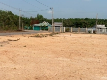 Cần tiền kinh danh bán lại lô đất giá rẻ ngay trung tâm thị trấn Bến Cầu