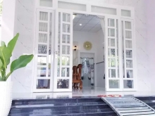 bán nhà thanh lý chủ vở nợ nên giá rẻ 2 tỷ xx