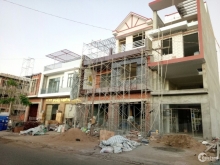 đất chợ mới huyện Bến Tre giá chỉ 10,6tr/m2