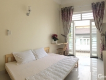 CĂN HỘ STUDIO CÓ BAN CÔNG SẠCH SẼ, FULL NỘI THẤT Ở LÝ CHÍNH THẮNG, QUẬN 3