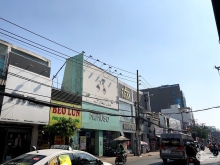 Biệt Thự Chu Văn An, Phường 26, Bình Thạnh, DT: 8x20m, 1 trệt 2 lầu, 21 tỷ