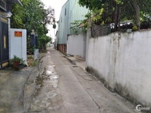 Giảm giá sâu bán gấp nhà 1 lầu 1 trệt gần Becamex Tower. DT 119m2. Đường ô tô