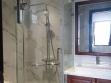 Cho thuê căn hộ chung cư cao cấp HC Golden City Bồ Đề. S: 72m2. Giá: 10,5tr