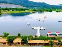 Thanh Lí gấp 5 lô đất ngay Khu Du Lịch HỒ Marina Châu Pha Giá 4tr1/m2 có sổ hồng