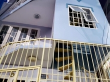 Nở hậu 40m2, 3 tầng, Cách Mạng Tháng Tám, Quận 10, giá chỉ 3,5 tỷ, sổ hoàn công.