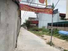 bán nhà 3 tầng 94m2, thôn Đoài, Phú Minh, Sóc sơn, đường 4m, giá 1,4 tỷ. LH-