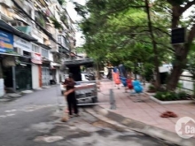 Bán đất cực hiếm, đẹp. Ngã tư Cầu Trung Hòa, 35m2, Ngõ Ô tô đỗ cửa ngày đêm.