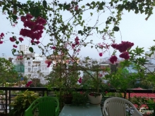 Cho thuê nhà 100m2 x4 tầng , 7 phòng khep kín , cách biển 100m2 -35 triệu