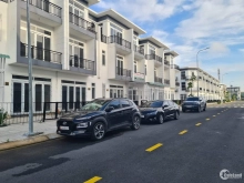 Chính chủ bán  nhà 1 trệt 2 lầu nhà hoàn thiện Phúc An City