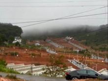 Cần bán gấp 2 mảnh biệt thự ngay trung tâm hành chính huyện Lạc Dương