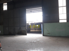 Cho thuê gấp nhà xưởng tại Tân Uyên. Tổng diện tích 1800m2. Điện 3 pha.