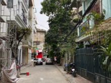Chính chủ cho thuê nhà ngõ 61 phố Lạc Trung