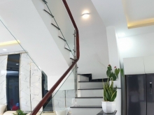 Chính chủ cần bán gấp nhà mặt phố liền kề, thiết kế hiện đại, vô ở ngay!!!gấp gấ