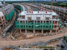 Khu nhà ở cao câp" VƯỜN XUÂN" Bán suất Shophouse tọa lạc trung tâm dự án.