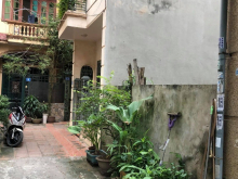 Cực hiếm, mảnh đất sót lại ở Cầu Giấy 70m2, nở hậu, cách oto 20m, 5.2tỷ