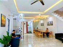 Shophouse 1 trệt 2 lầu 2 mặt tiền  đối diện đại học Việt Đức