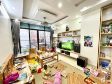 Bán nhà đường Lạc Long Quân, Cầu Giấy, 44m x 6 tầng, Ô tô tránh