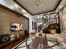 Bán biệt thự vị trí cực VIP phường Tân Bình, TP HD, ~230m2, mt 11.5m, 3 tầng, gi