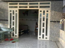 Tôi chính chủ chuyển nhà cần bán đất 450m và căn nhà cấp 4 kề chợ đường buôn bán