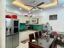 Bán nhà Quan Nhân 54m2, 5 tầng, 5 phòng ngủ, lô góc, ngõ to, kinh doanh, giá 6.7