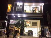 Chính chủ bán nhà 3 mê ngang 12m mặt tiền Cù Chính Lan, Tp. Pleiku, Gia Lai.