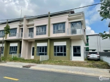 Bán căn góc liên kế vườn cho ai yêu thích