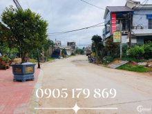 Kẹt tiền cần bán căn nhà mặt đường gần sân bay Phù Cát  -  Lộ giới đường 20m