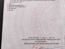 Em ra hàng siêu giá nhẹ nhẹ cho khách tai chính hơn 300 chưa tới 400.